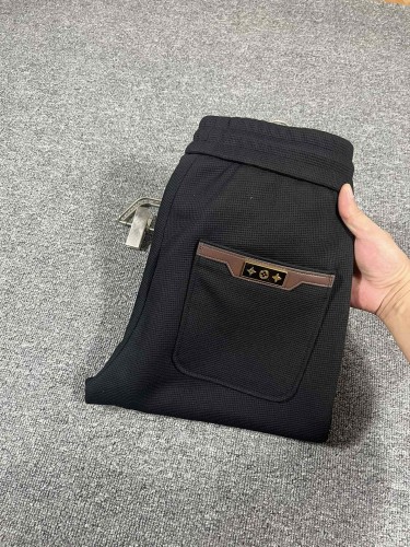 (Kicks Liu) L*ouis V*uitton  Clothes  Top Quality