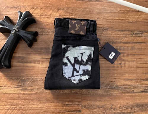 (Kicks Liu) L*ouis V*uitton  Clothes  Top Quality