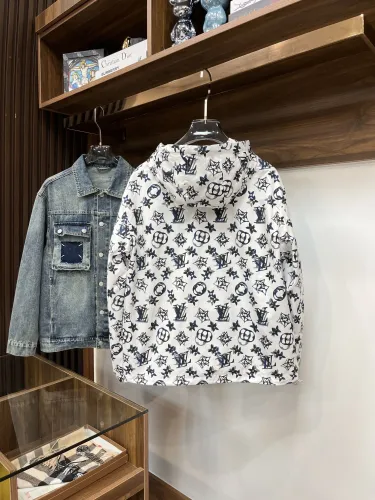 (Kicks Liu) L*ouis V*uitton  Clothes  Top Quality