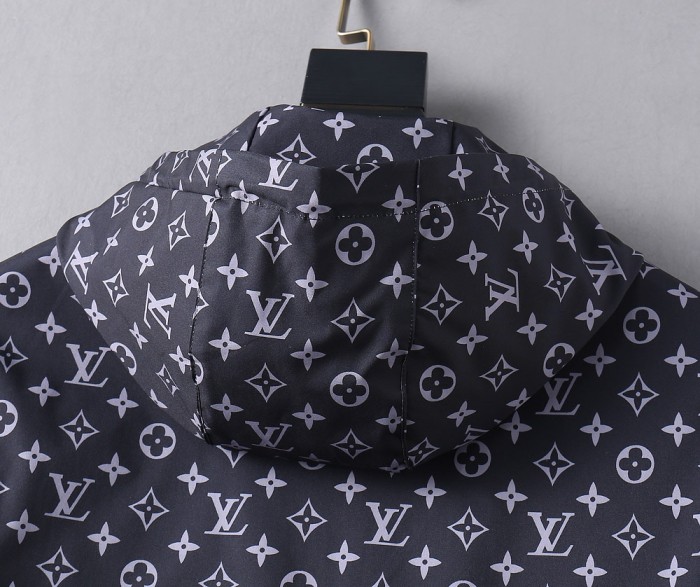 (Kicks Liu) L*ouis V*uitton  Clothes  Top Quality