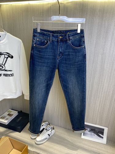 (Kicks Liu)  F*endi  Clothes  Top Quality