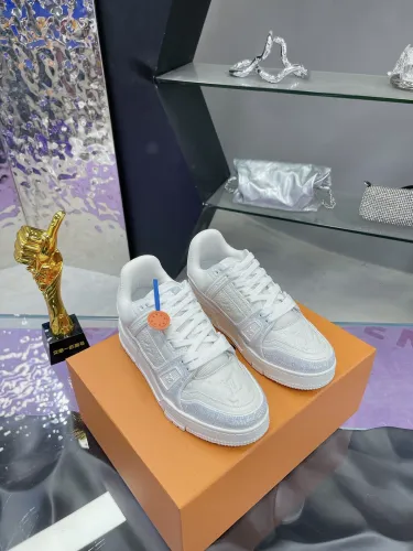 Kicks_Liu  L*ouis V*uitton   Sneaker