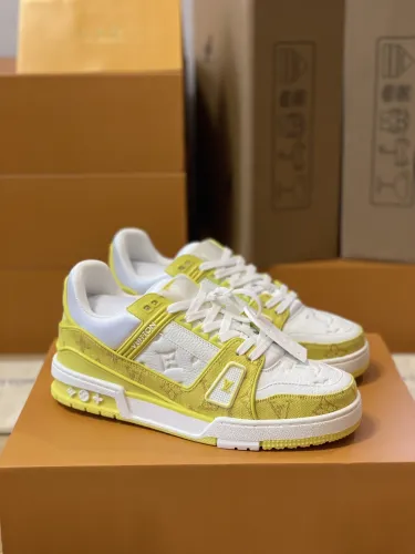 Kicks_Liu  L*ouis V*uitton   Sneaker