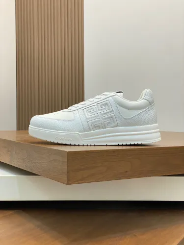 (Kicks Liu)  G*ivenchy  Sneaker  Top Quality