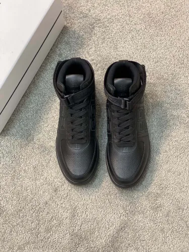 (Kicks Liu)  G*ivenchy  Sneaker  Top Quality