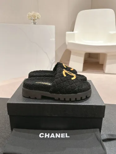 Kicks_Liu C*hanel   Slippers  Top Quality