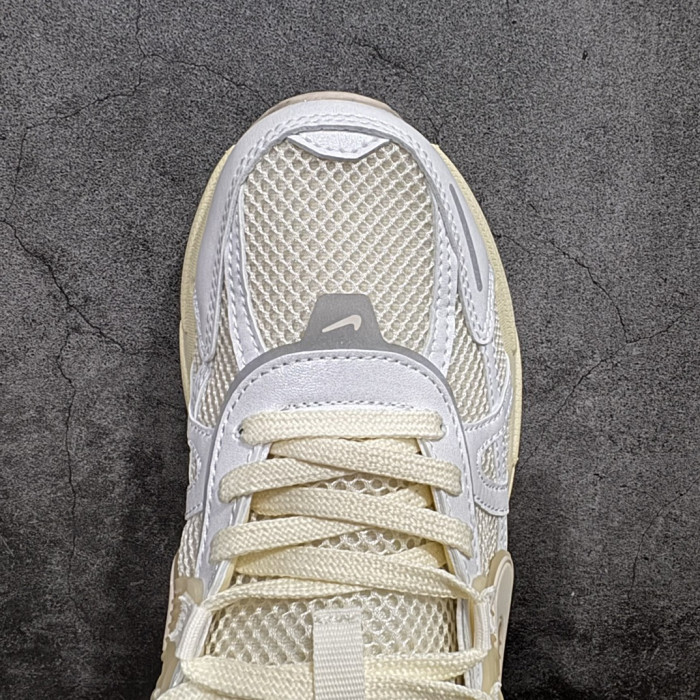 Kicks_Liu Nike  Runtekk  sneaker