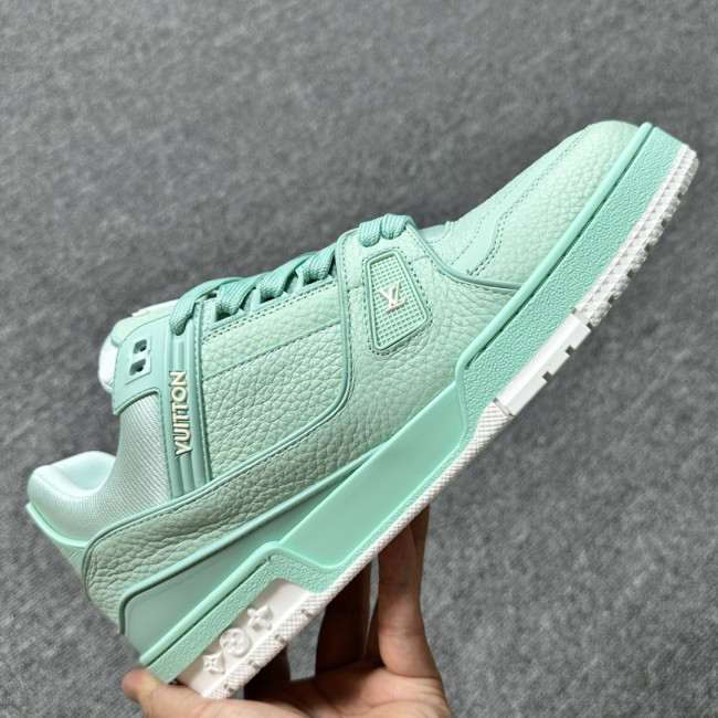 Kicks_Liu  L*ouis V*uitton   Sneaker