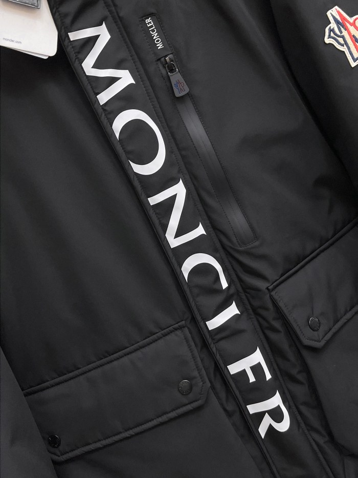 (Kicks Liu)  M*oncler Down coat Top Quality