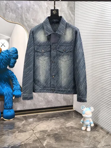 (Kicks Liu) L*ouis V*uitton  Coat  Top Quality