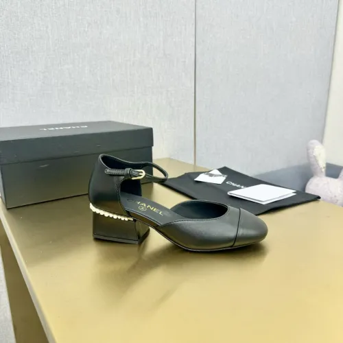Kicks_Liu C*hanel   slippers