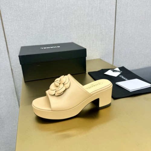 Kicks_Liu C*hanel   slippers