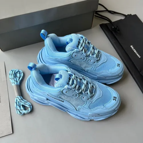 (Kicks Liu) W/M B*alenciaga Triple S  Sneaker