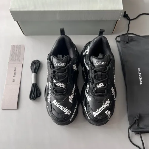 (Kicks Liu) W/M B*alenciaga Triple S  Sneaker