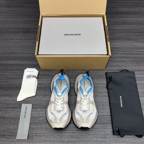 (Kicks Liu) W/M B*alenciaga Triple S  Sneaker