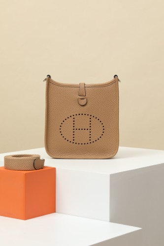 (Kicks Liu)  H*ermes Crossbody Bags  Top Quality 17*18*5.5cm