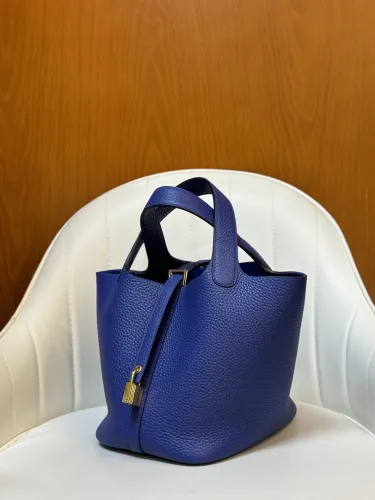 (Kicks Liu)  H*ermes  Handbag  Top Quality 18cm
