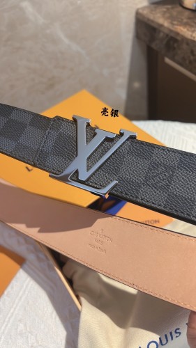 (Kicks Liu) L*ouis V*uitton Belt  Top Quality  4.0cm