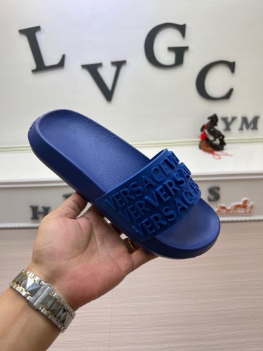 Kicks_Liu   V*ersace  slippers