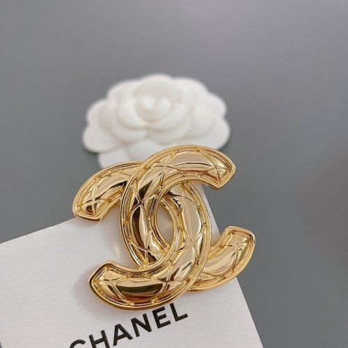 Brooch