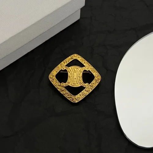 Brooch