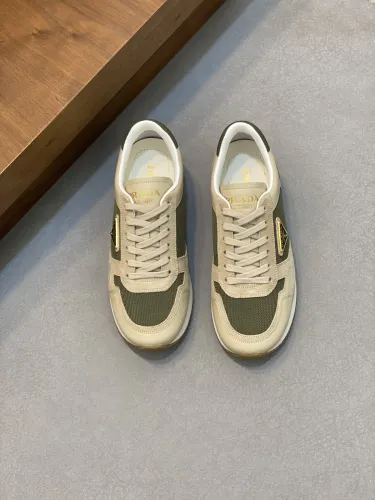 (Kicks Liu)  P*radai  Sneaker  Top Quality