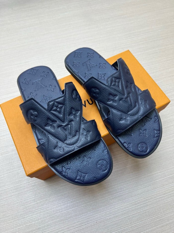 Kicks_Liu  L*ouis V*uitton slippers