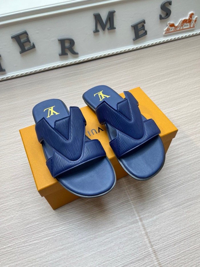 Kicks_Liu  L*ouis V*uitton  slippers