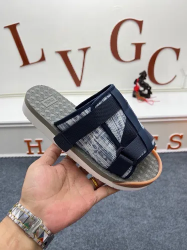 (Kicks Liu)  D*ior  slippers  Top Quality
