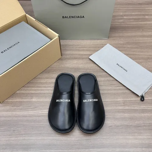 Kicks Liu) W/M B*alenciaga slippers