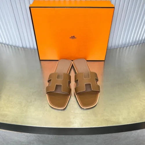 Kicks_Liu Hermes  slippers