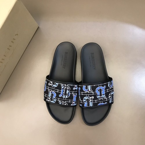 Kicks_Liu  L*ouis V*uitton  slippers