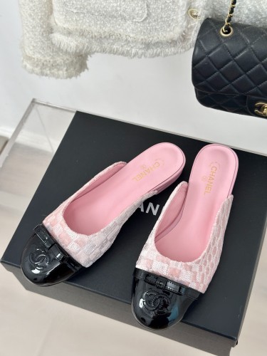 Kicks_Liu C*hanel   slippers