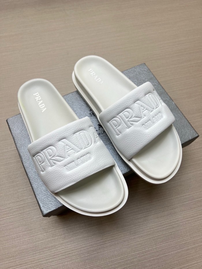 (Kicks Liu)  Prada  Slippers Top Quality