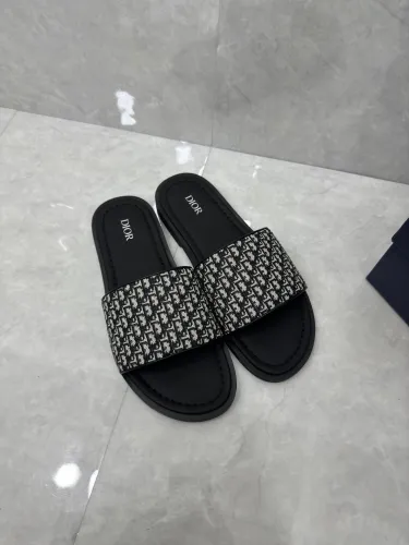 (Kicks Liu)  D*ior  slippers  Top Quality