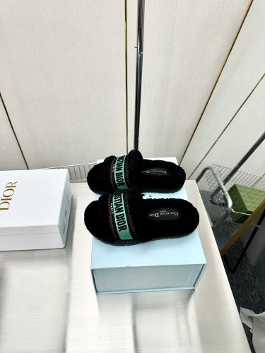 (Kicks Liu)  D*ior  slippers  Top Quality
