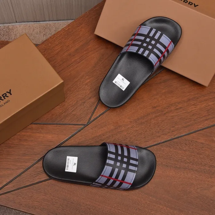 Kicks_Liu  B*urberry  slippers