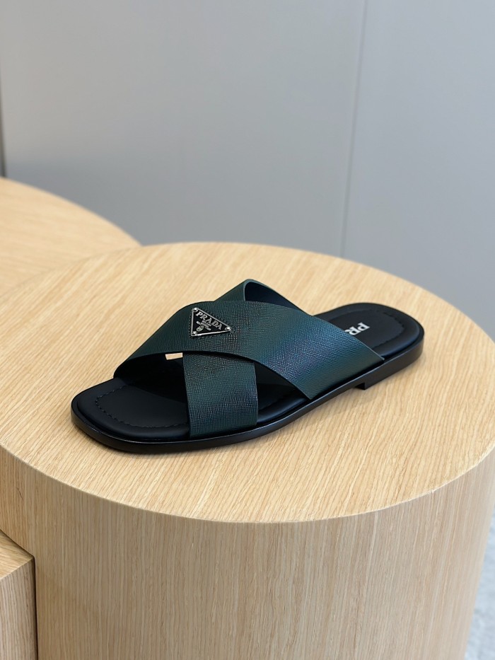 Kicks_Liu  P*rada  slippers