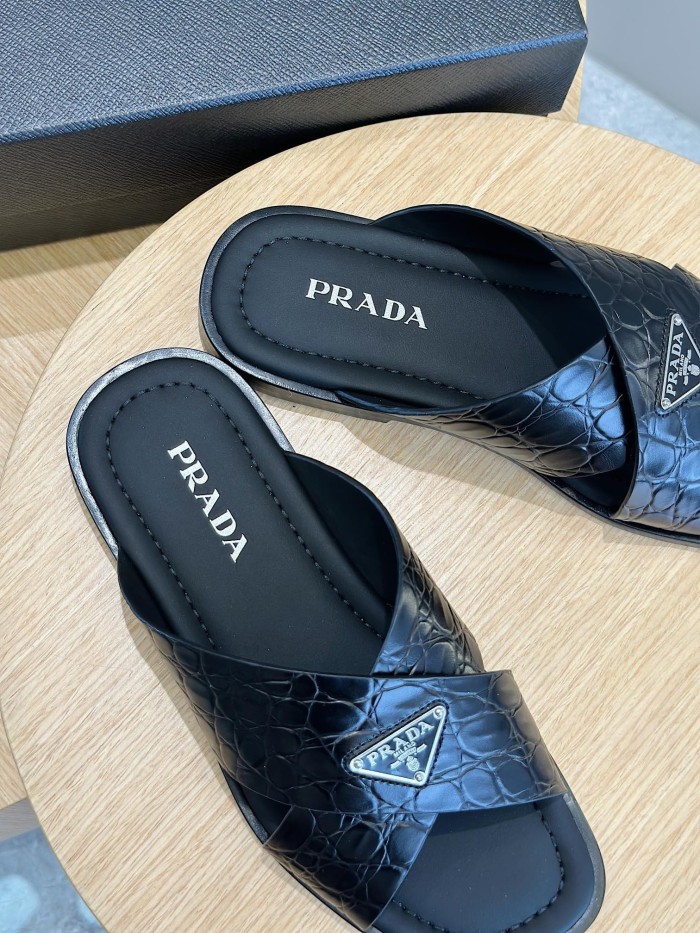Kicks_Liu  P*rada  slippers