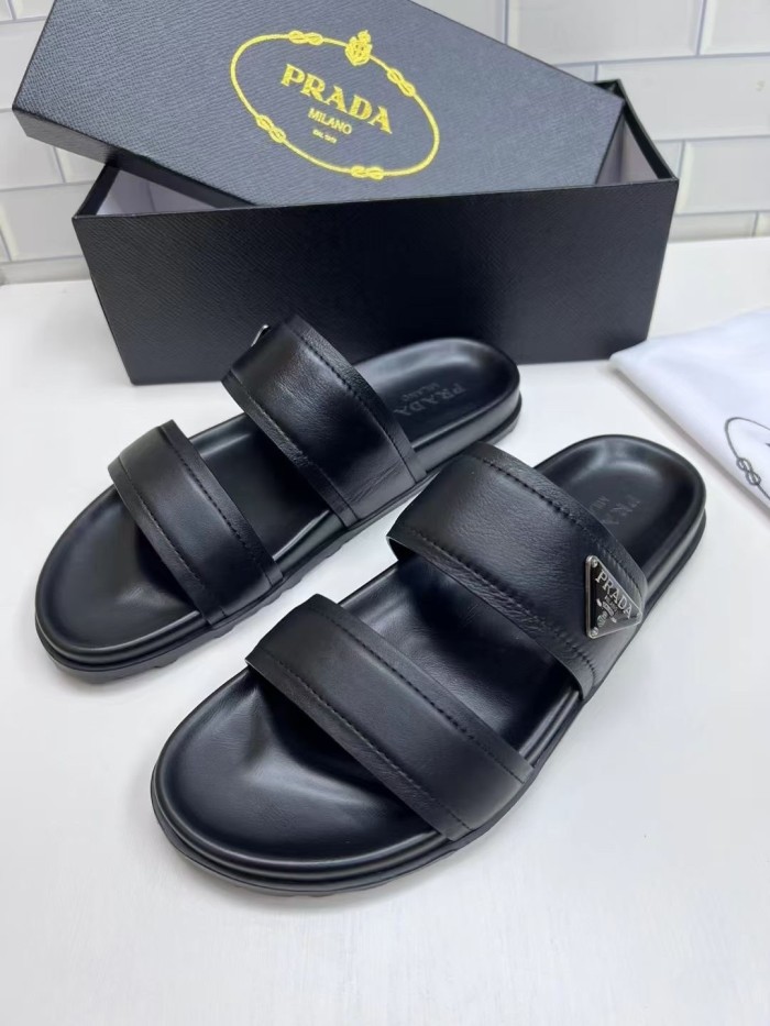 Kicks_Liu  P*rada  slippers
