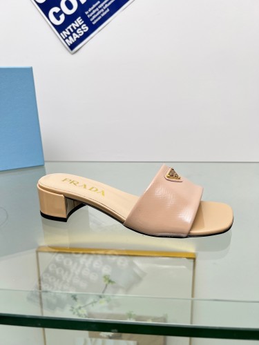 Kicks_Liu  P*rada  slippers