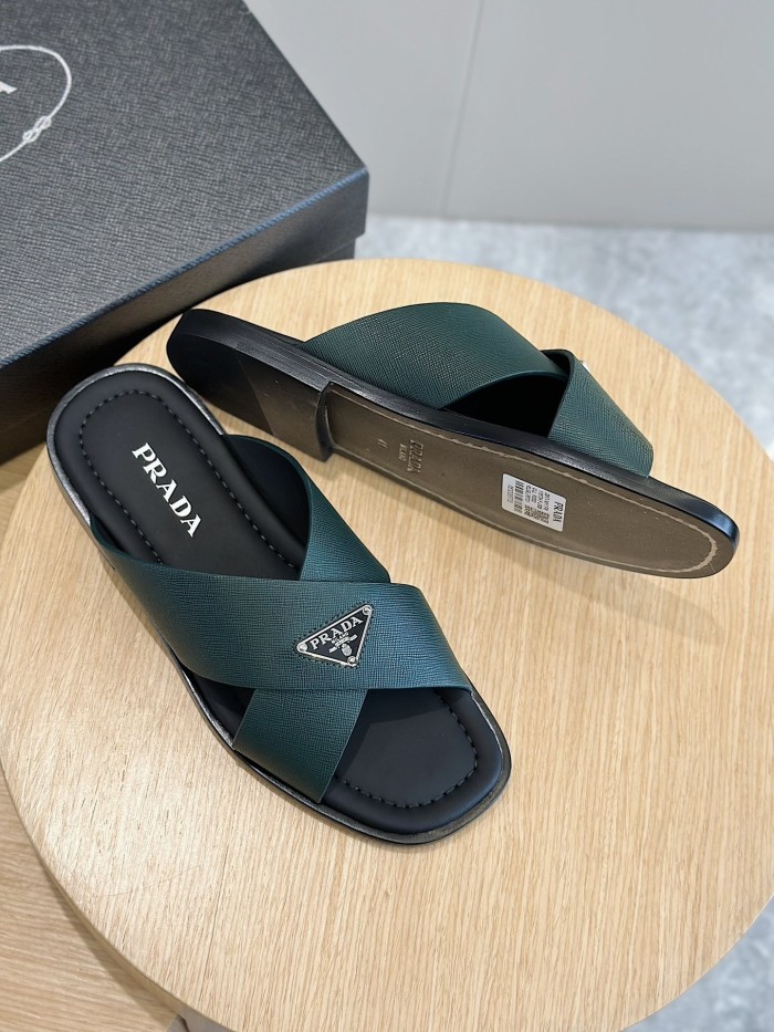 Kicks_Liu  P*rada  slippers