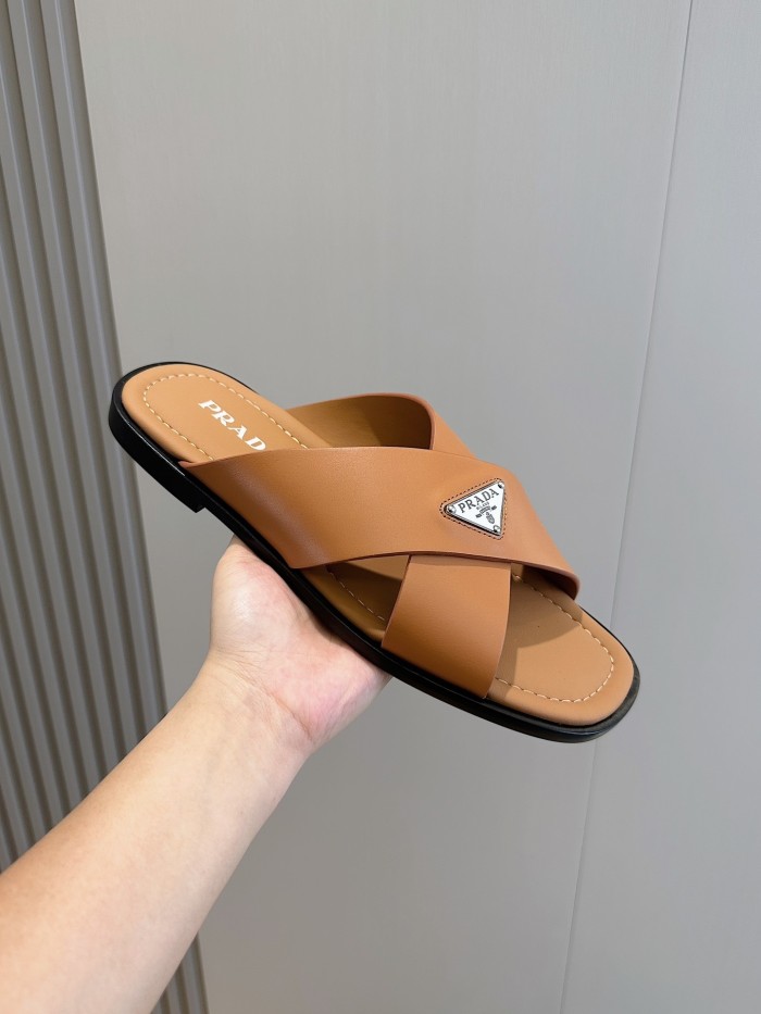 Kicks_Liu  P*rada  slippers