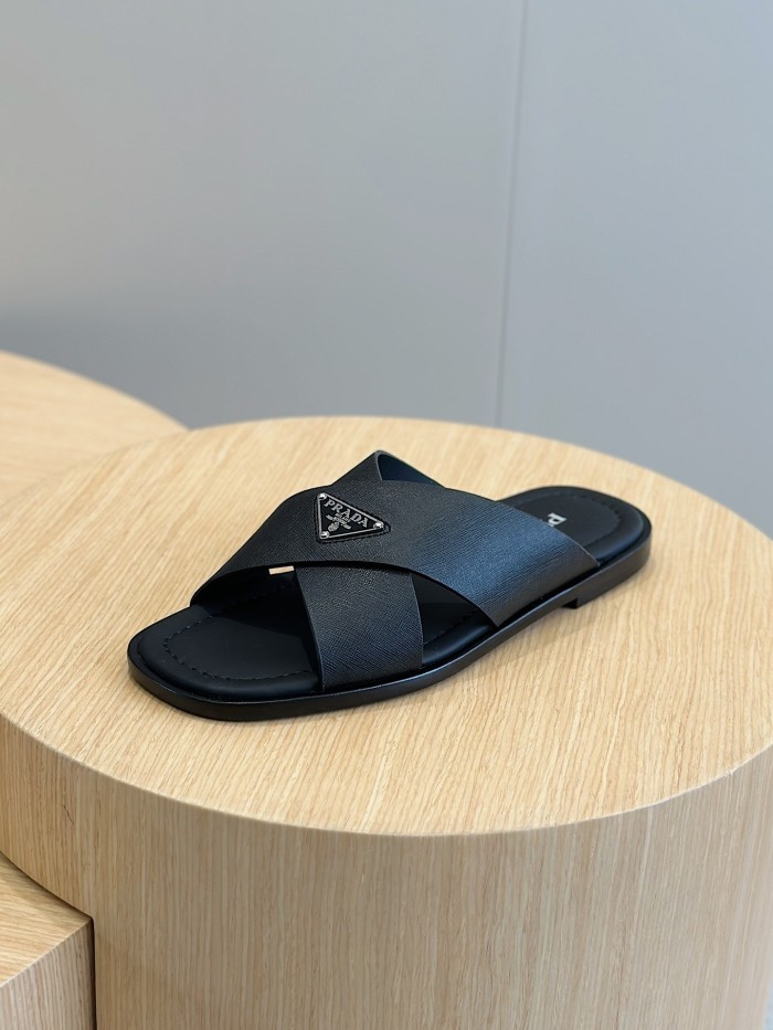 Kicks_Liu  P*rada  slippers