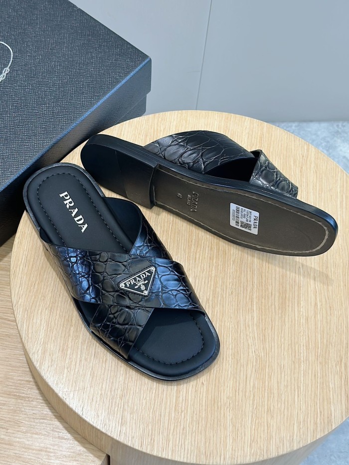 Kicks_Liu  P*rada  slippers