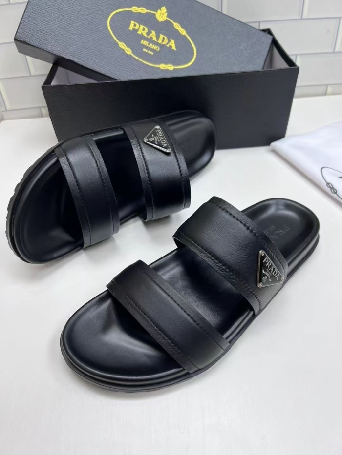 Kicks_Liu  P*rada  slippers