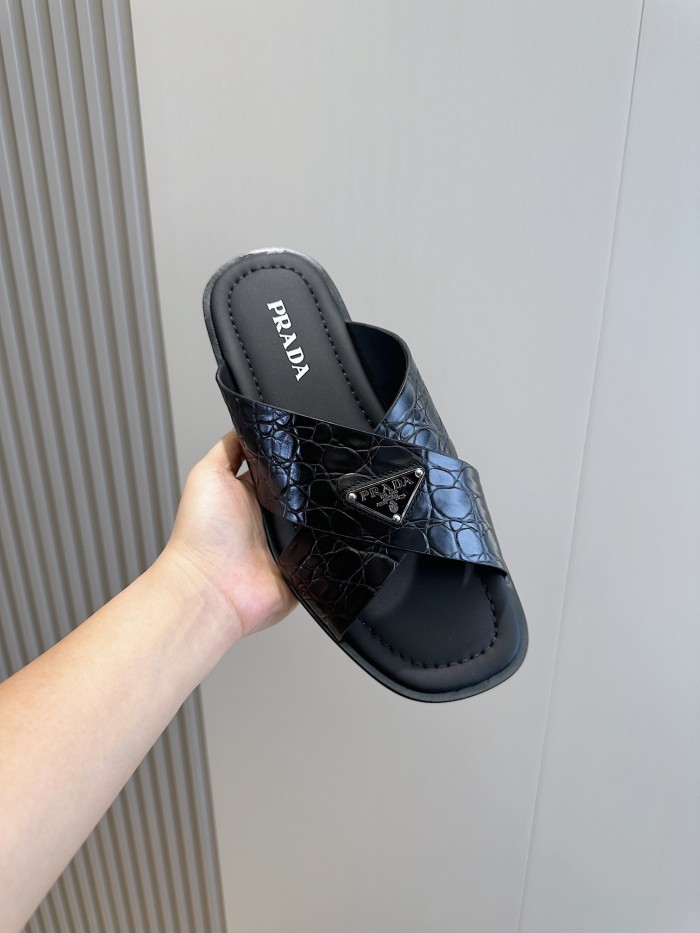 Kicks_Liu  P*rada  slippers