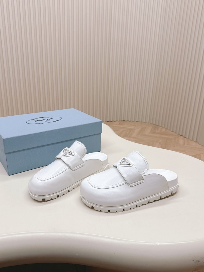 Kicks_Liu  P*rada  slippers