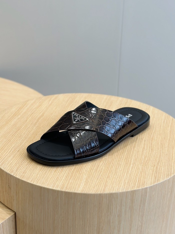 Kicks_Liu  P*rada  slippers
