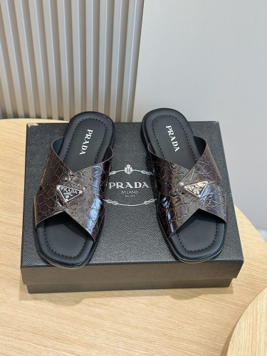 Kicks_Liu  P*rada  slippers